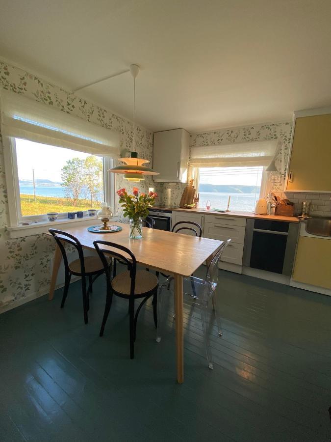 Unique And Charming Holiday Home With Fantastic Sea Views Tromsø Esterno foto